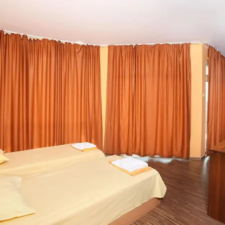 La Piazza Family 2* Sunny Beach