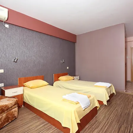 La Piazza Family 2* Sluneční pobřeží