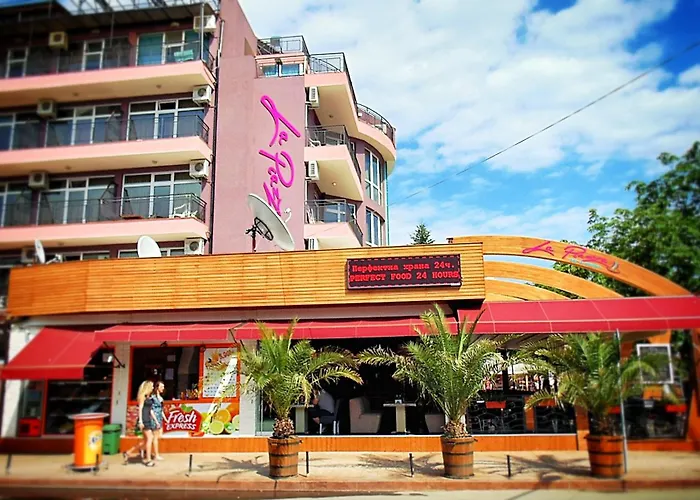 La Piazza Family Сонячний Берег