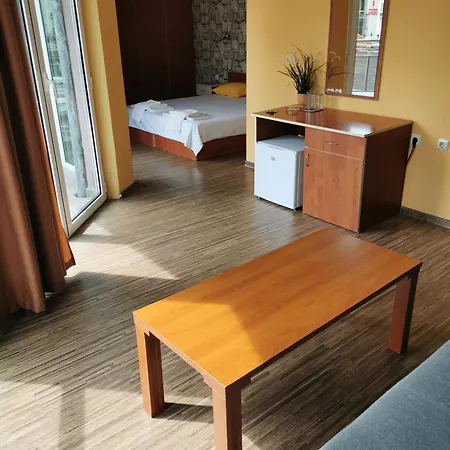 Hotel La Piazza Family