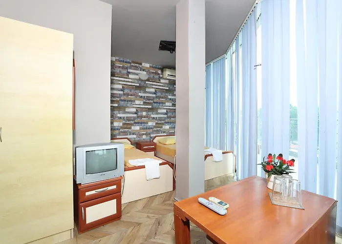 La Piazza Family 2* Sunny Beach