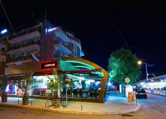 La Piazza Family Otel