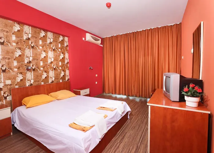 Otel La Piazza Family